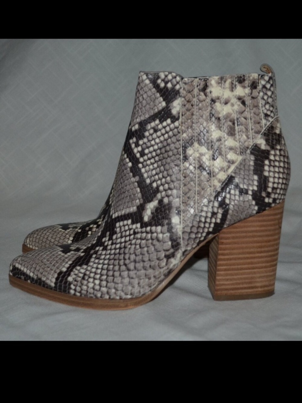 Sz 8 Marc Fisher Black Gray Alva2 Python Ankle Boots Booties